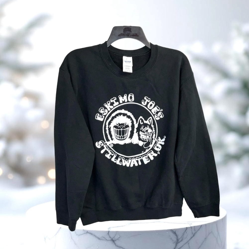 Gildan Eskimo Joe’s Stillwater OK Black w White Logo Sweatshirt Adult Small